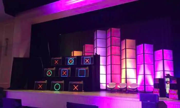 Celebrity Tic Tac Toe Squares Color
