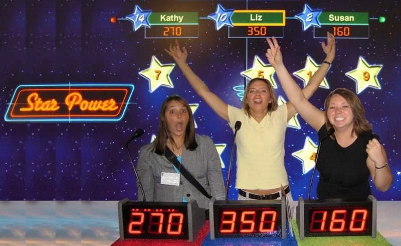 Star Power-Game of knowledge and luck